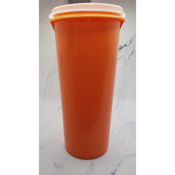 Vintage Tupperware Light Orange Picnic Pitcher 262-9 With Lid 603-4 - Picture 2 of 8